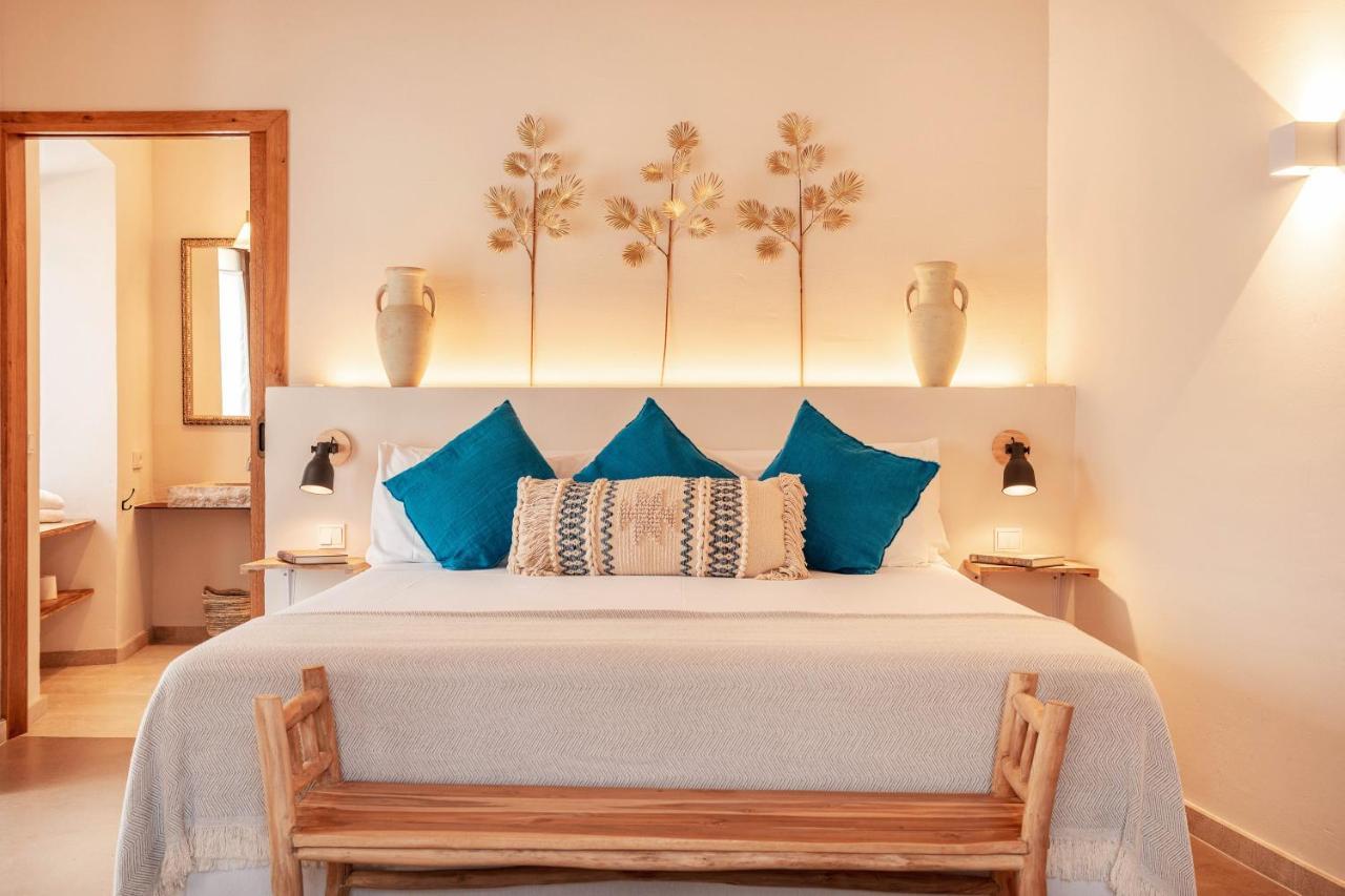 Origins Boutique - Adults Only 4*