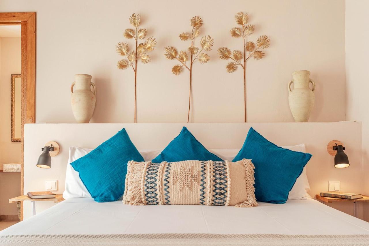 Origins Boutique - Adults Only 4*