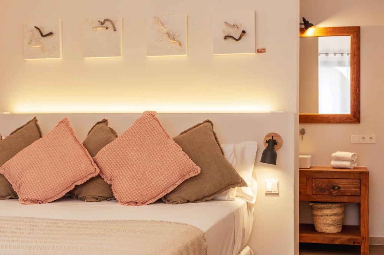 Origins Boutique - Adults Only 4*